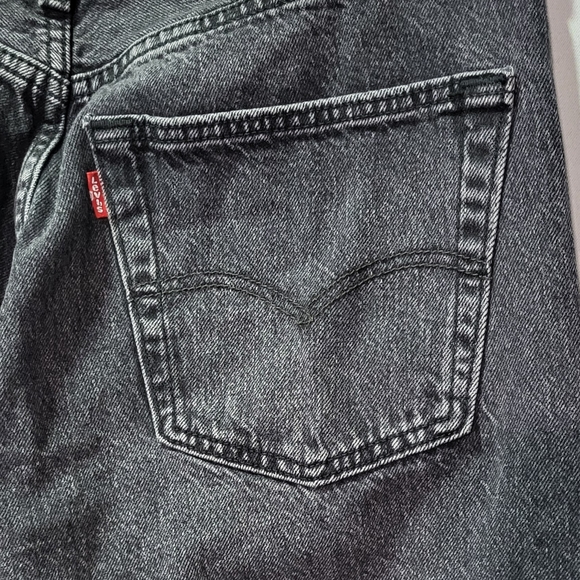 Levi's Strauss & Co Men's NWT 501 Original Fit Black Jeans Size 32X32 - Picture 11 of 12